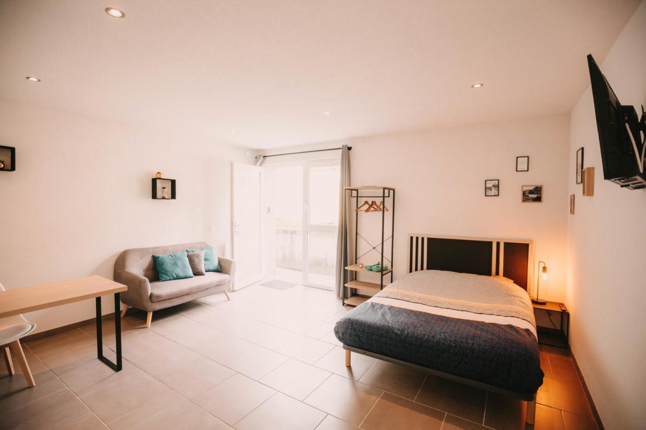 Franc-Bisontin - Unique ! 4 Logements Disponibles Besançon Exteriör bild