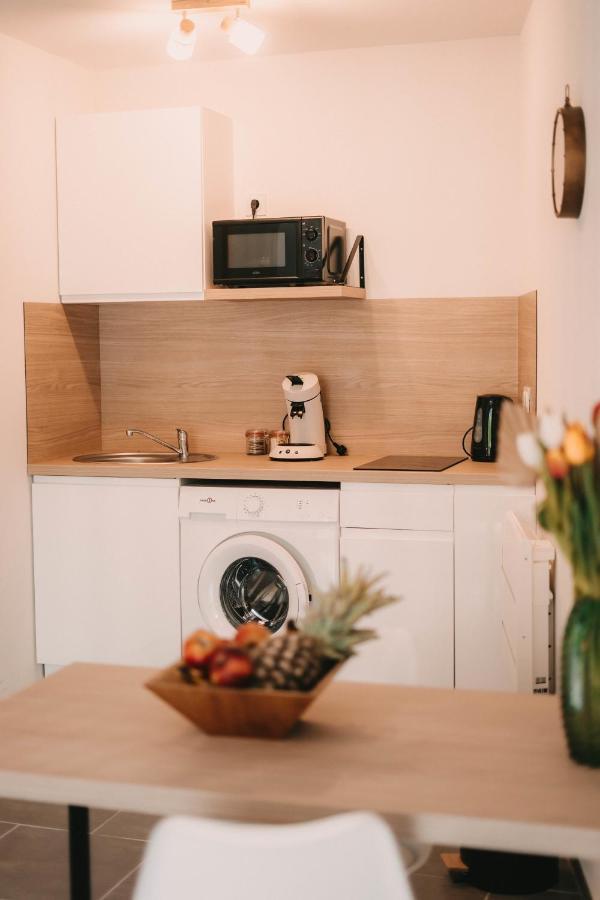 Franc-Bisontin - Unique ! 4 Logements Disponibles Besançon Exteriör bild