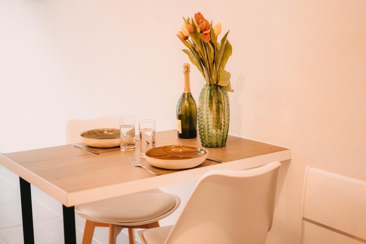 Franc-Bisontin - Unique ! 4 Logements Disponibles Besançon Exteriör bild